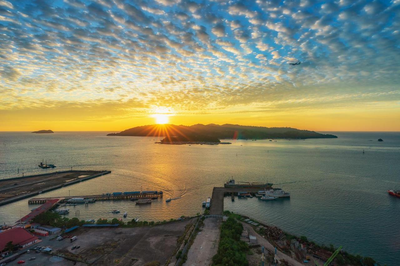 Full Seaview 2R1B Condo For 6Pax In Kota Kinabalu Luaran gambar